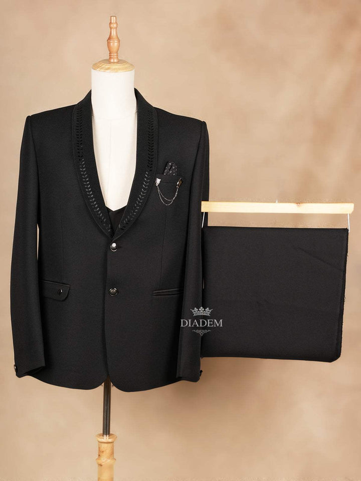 Black Coat Suit Set with Embroidery Designs and Brooch - Diadem