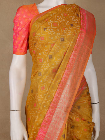 Mustard Yellow Geometric Motif pattern Silk Saree - Diadem