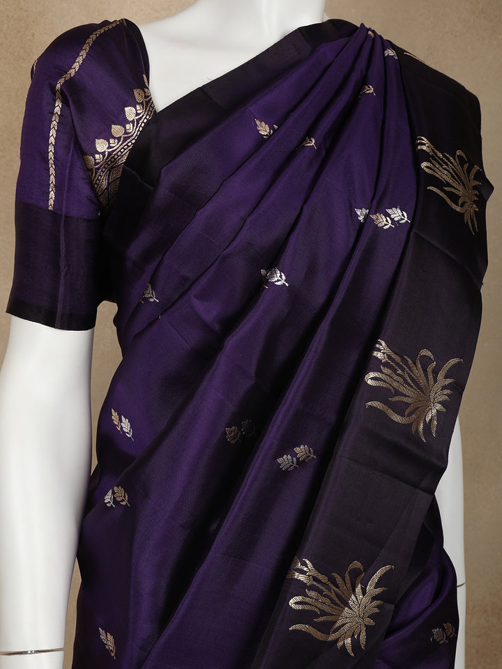 Navy Blue Floral Designed Banarasi Silk Saree - Diadem
