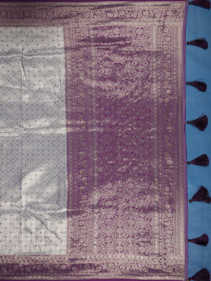 Off-White Diamond Brocade Design Banarasi Silk Saree - Diadem