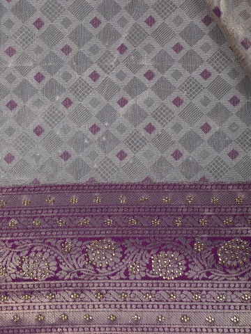 Off-White Diamond Brocade Design Banarasi Silk Saree - Diadem
