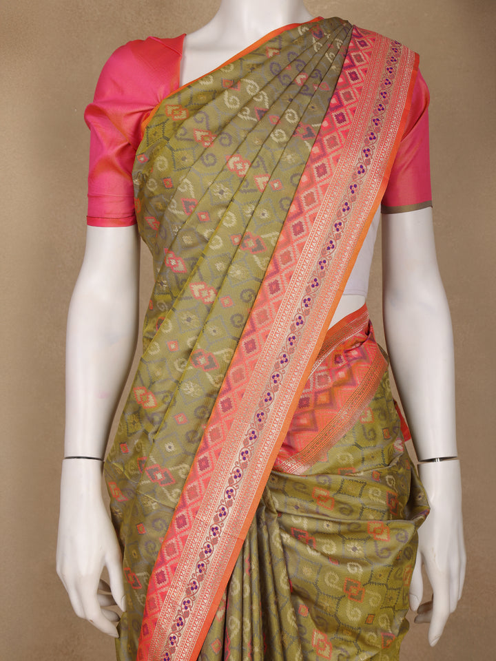 Olive Green Geometric Motif pattern Silk Saree - Diadem