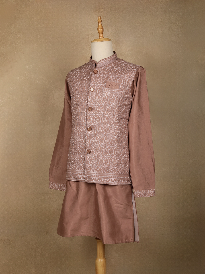 Onion Pink Embroidered Cotton Kurta For Men - Diadem