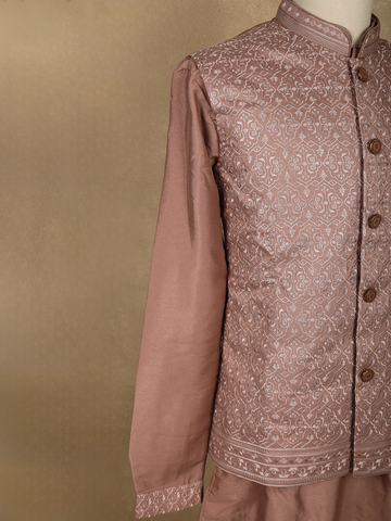 Onion Pink Embroidered Cotton Kurta For Men - Diadem