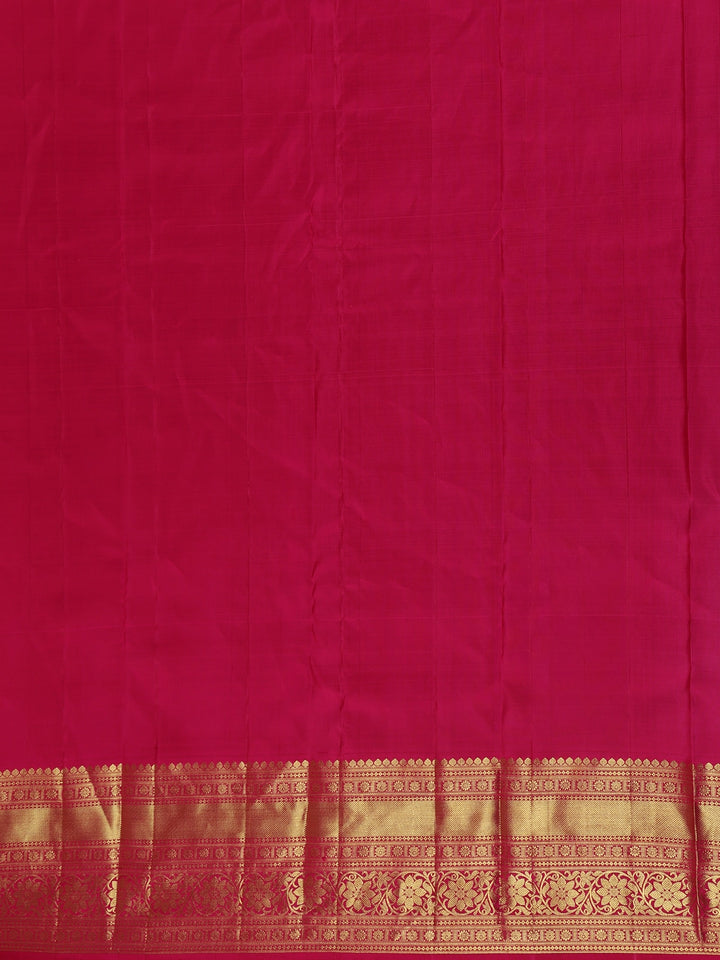 Onion Pink Floral Woven Pure Kanchipuram Silk Saree - Diadem