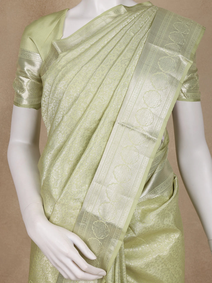 Pale Green Floral Woven Pure Kanchipuram Silk Saree - Diadem