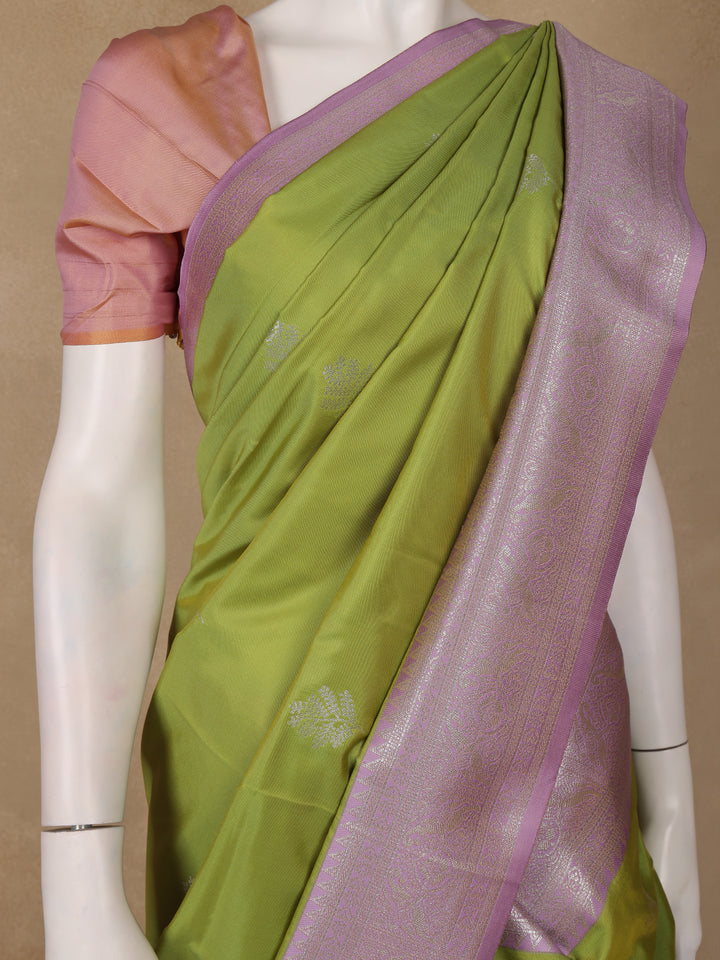 Parrot Green Leaf Design Zari Woven Soft Silk Saree - Diadem