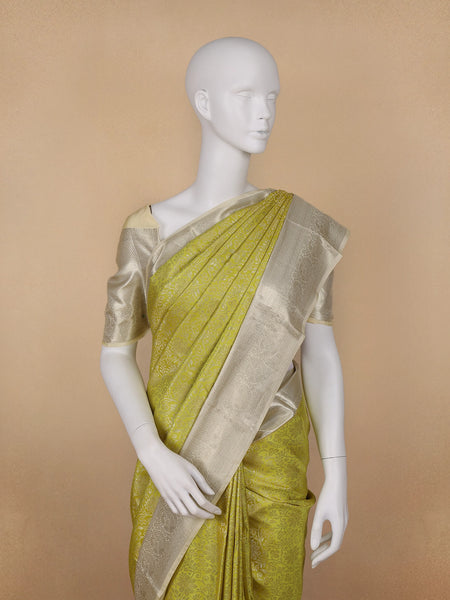 Parrot Green Floral Woven Pure Kanchipuram Silk Saree - Diadem