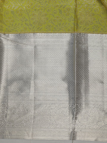 Parrot Green Floral Woven Pure Kanchipuram Silk Saree - Diadem