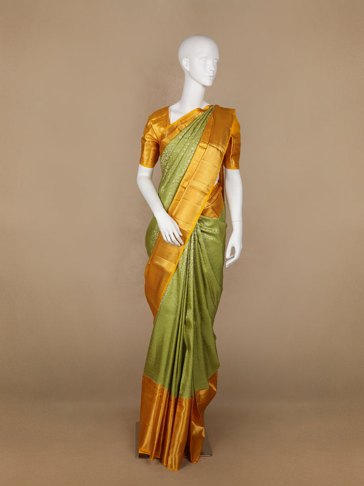 Parrot Green Floral Woven Pure Kanchipuram Silk Saree - Diadem