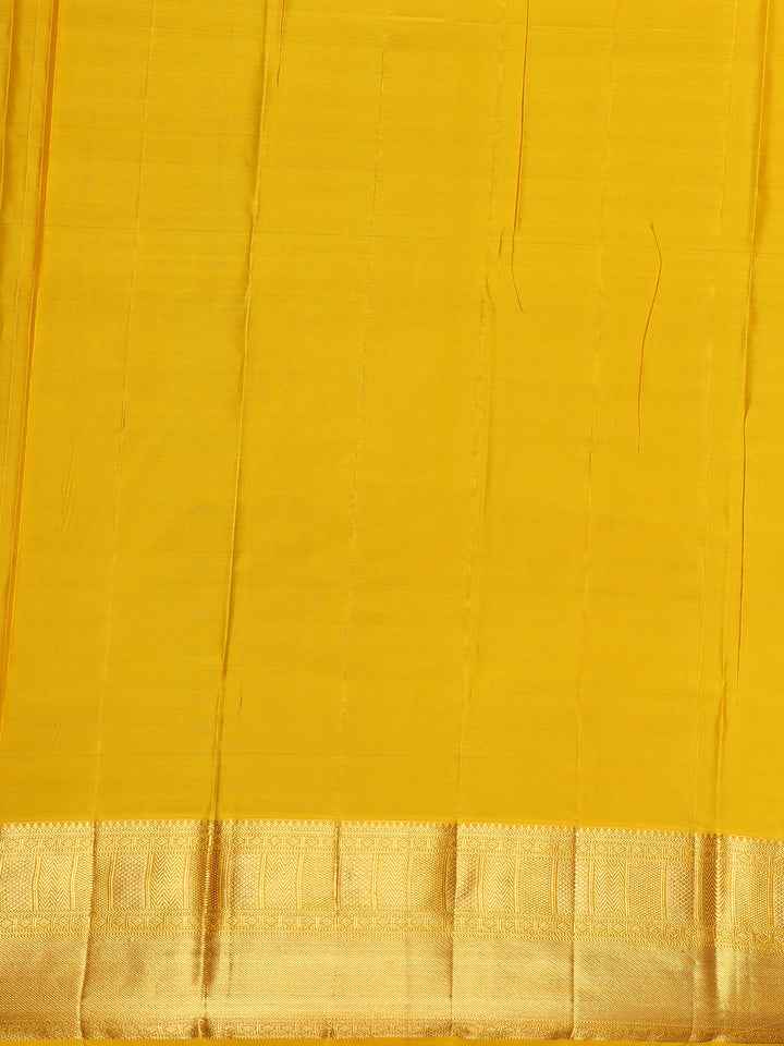 Parrot Green Floral Woven Pure Kanchipuram Silk Saree - Diadem