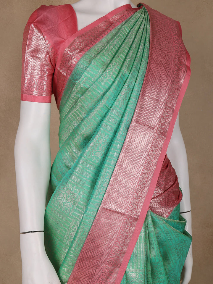 Pastel Green Floral Woven Pure Kanchipuram Silk Saree - Diadem