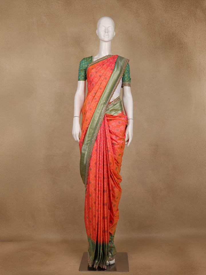 Peach Geometric Diamond Designed Silk Saree - Diadem