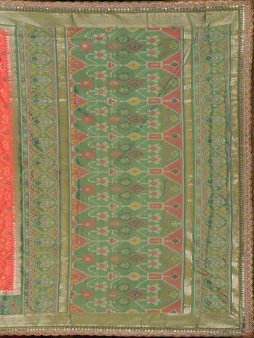 Peach Geometric Diamond Designed Silk Saree - Diadem