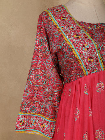 Pink Floral And Paisley Prints Cotton Straight Cut Salwar Suit - Diadem