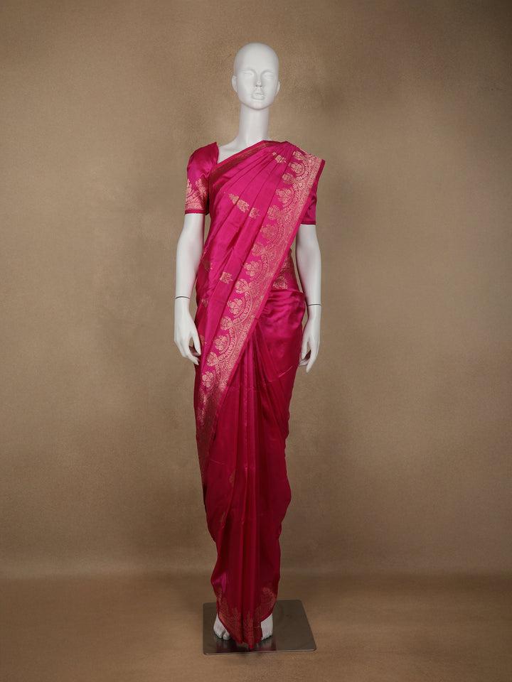 Pink Floral Designed Banarasi Silk Saree - Diadem