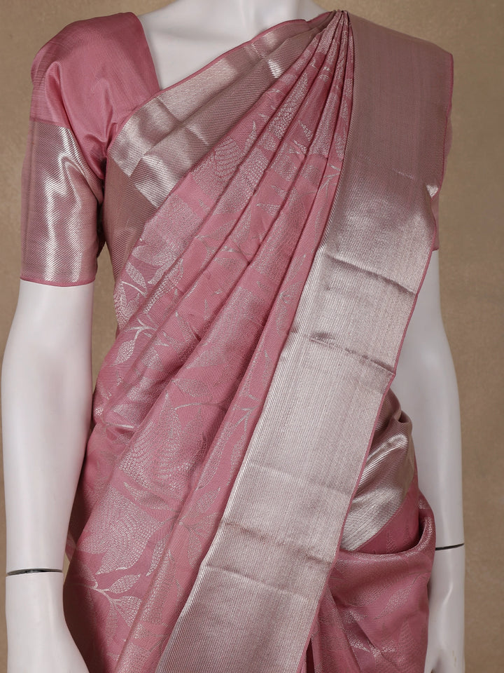 Pink Floral and leaf Woven Pure Kanchipuram Silk Saree - Diadem