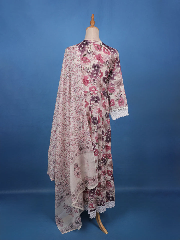 Prominent Pink Floral Printed Cotton Salwar Suit Set - Diadem