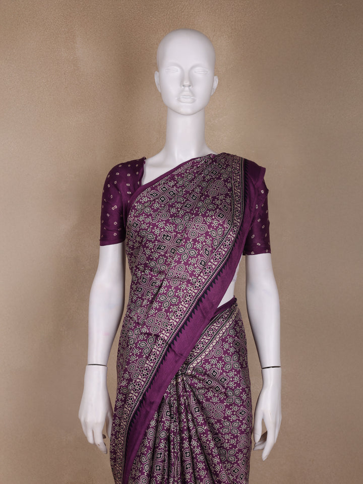 Purple Bandhani-Style Geometric Print Mul Mul Cotton Saree - Diadem