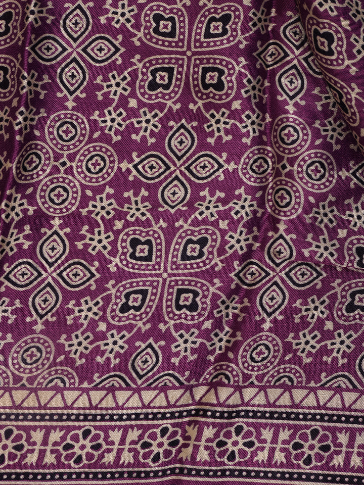 Purple Bandhani-Style Geometric Print Mul Mul Cotton Saree - Diadem