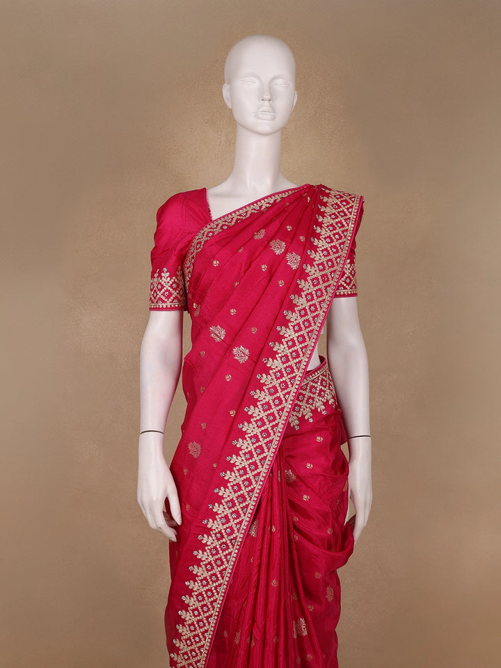 Queen Pink Floral Design Embroidered Georgette Saree - Diadem
