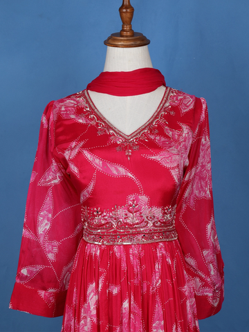 Queen Pink Floral Embroidery Crepe Gown - Diadem