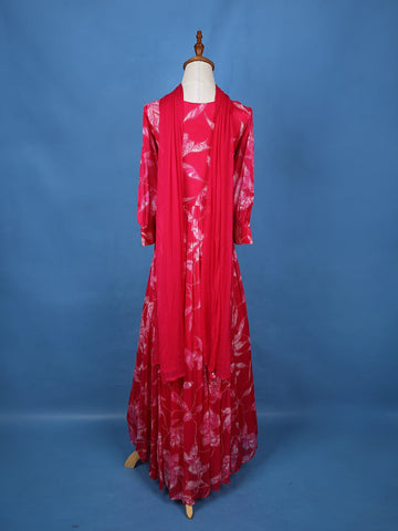 Queen Pink Floral Embroidery Crepe Gown - Diadem