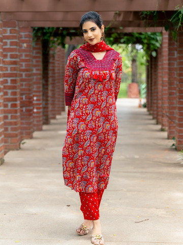Red Floral Design Printed Cotton Salwar Suit - Diadem