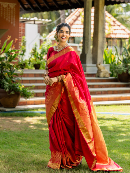 Red Floral Woven Pure Kanchipuram Silk Saree - Diadem