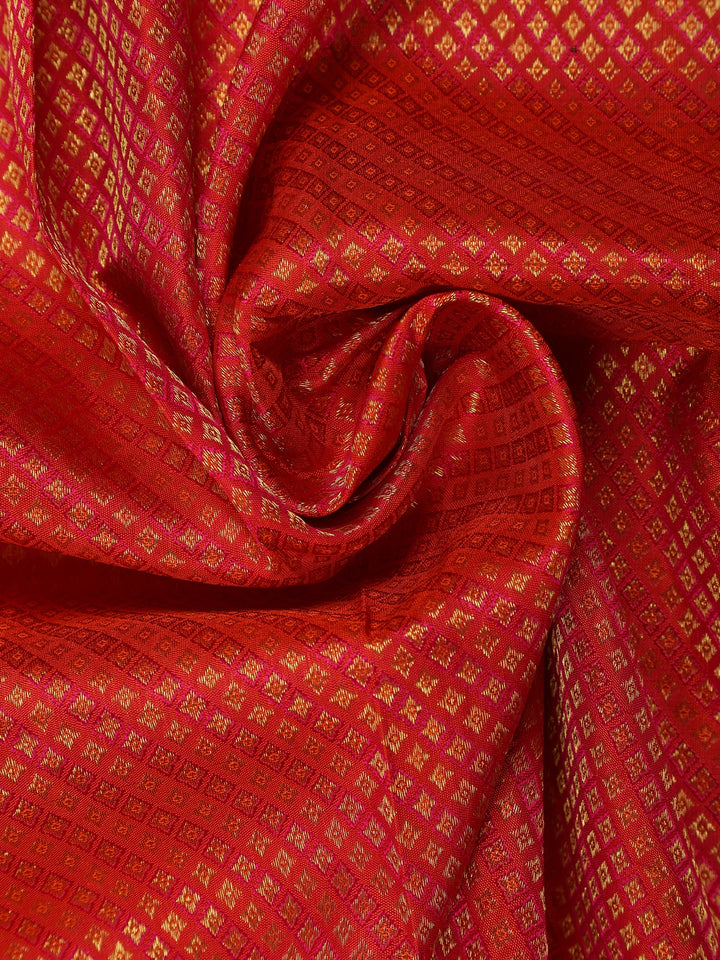 Red Geometric Diamond Woven Design Pure Kanchipuram Silk Saree - Diadem