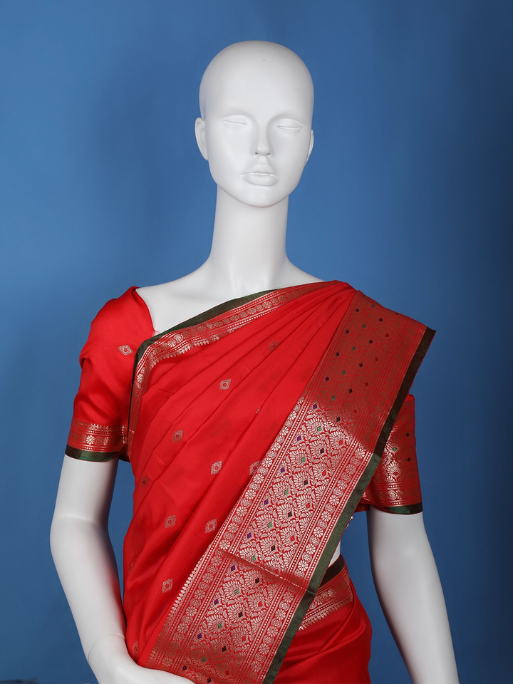 Red Diamond Designed Soft Silk Saree - Diadem