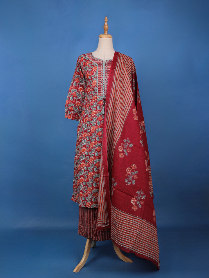 Red Floral Design Printed Cotton Salwar Suit - Diadem