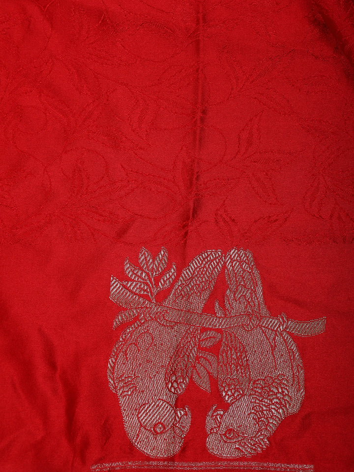 Red Floral Designed Banarasi Silk Saree - Diadem