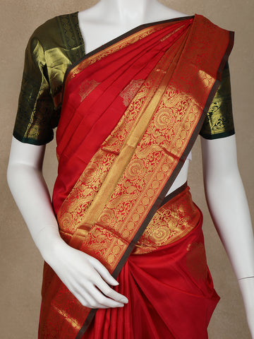 Red Floral Woven Pure Kanchipuram Silk Saree - Diadem