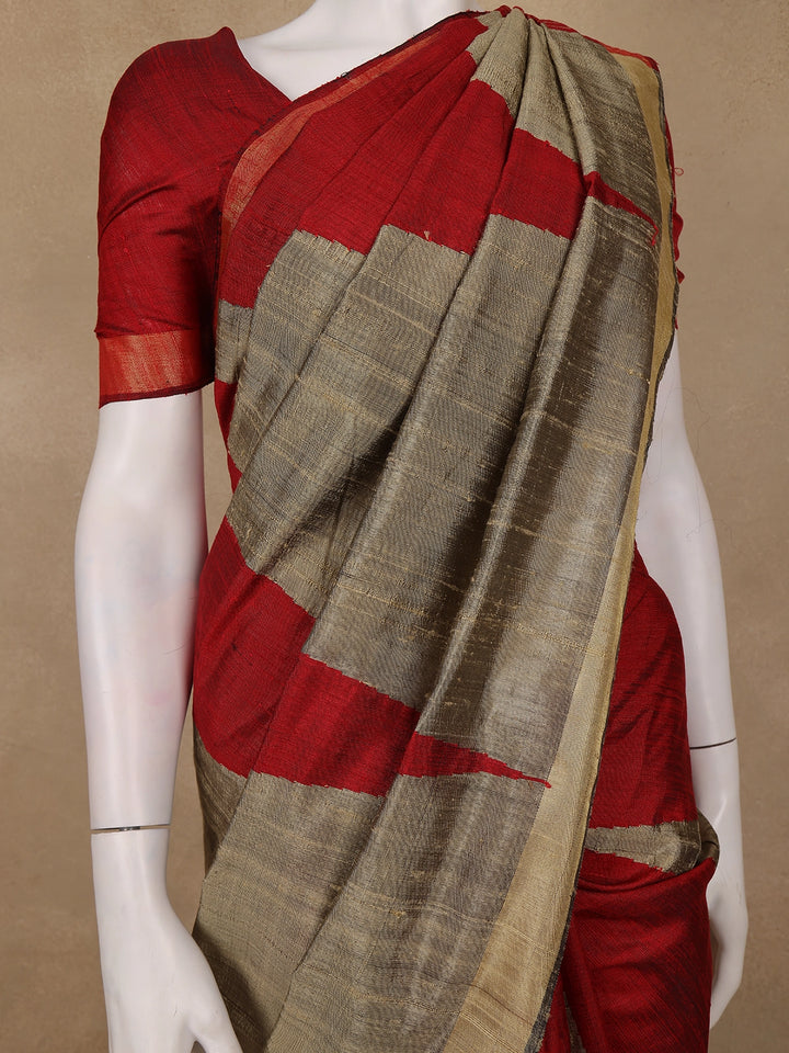 Red and Golden Beige Geometric Pattern Woven Tussar Silk Saree - Diadem