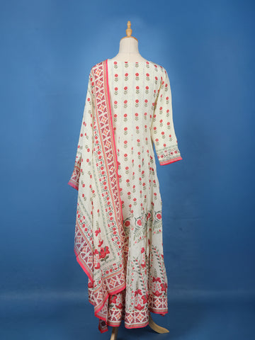 White Floral Printed Synthetic Salwar Suit - Diadem