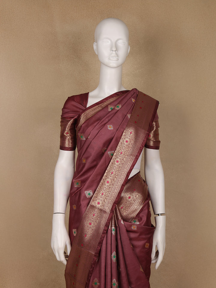 Wine Maroon Floral Butta Woven Pure Kanchipuram Silk Saree - Diadem