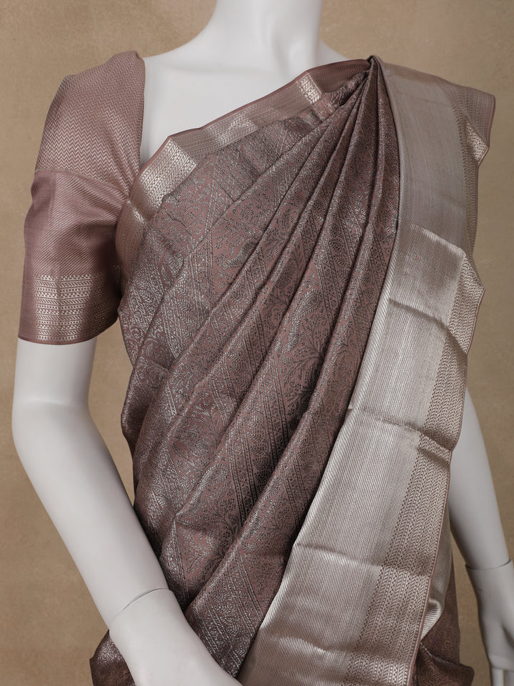 Woodrose Pink Floral Woven Pure Kanchipuram Silk Saree - Diadem
