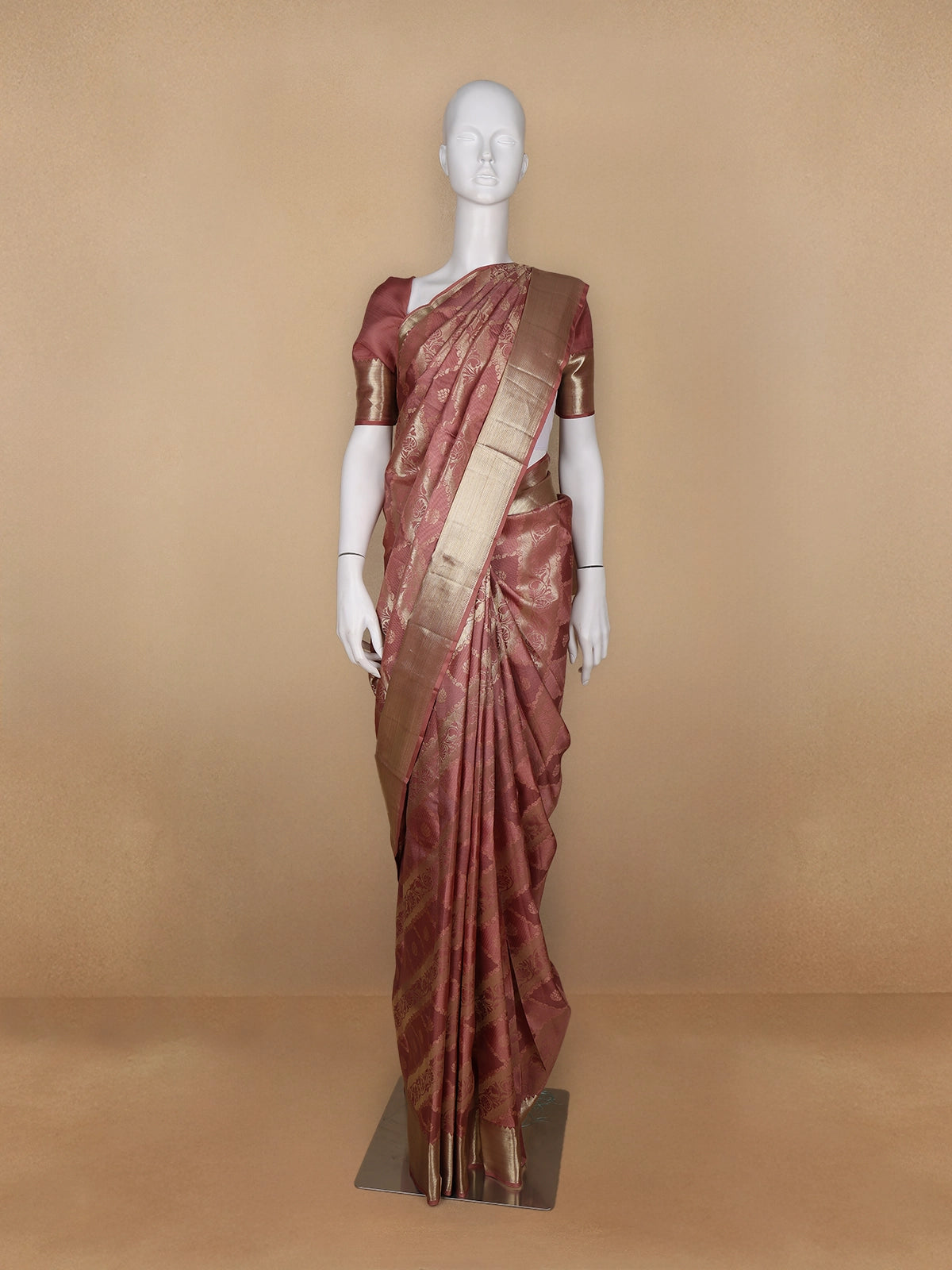 Woodrose Pink Floral Woven Pure Kanchipuram Silk Saree - Diadem