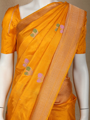 Yellow Floral Designed Banarasi Silk Saree - Diadem