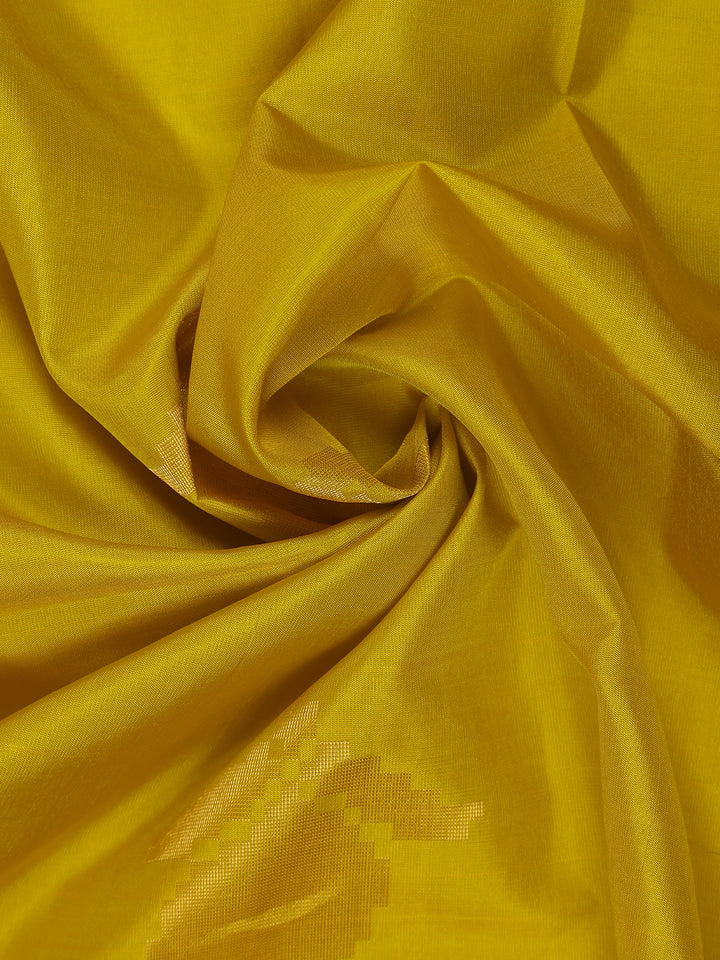 Yellow Floral Woven Pure Kanchipuram Silk Saree - Diadem