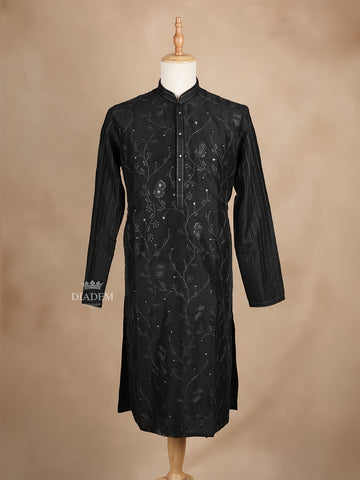 Floral Embroidered Black Kurta Set with Pant