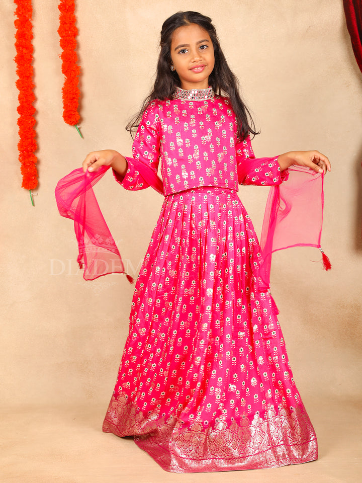 Closed Neck Queen Pink Floral Lehenga