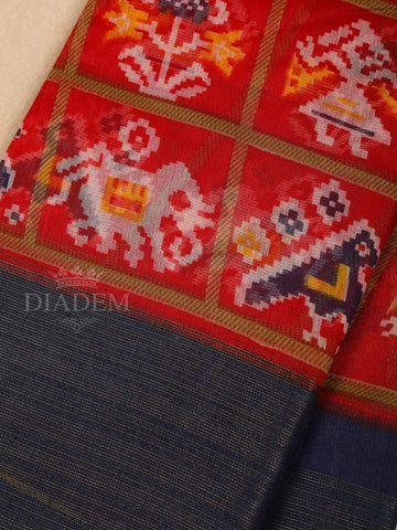 Red Cotton Saree With Birds and Floral with checks On the Body with Contrast Border - Diadem