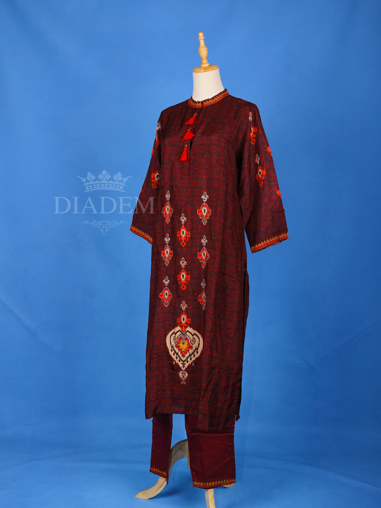 Closed Neck Salwar Suit