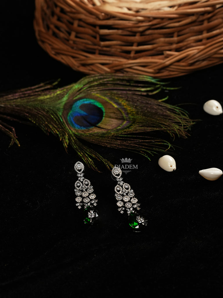 Emerald Elegance Jewelry Set