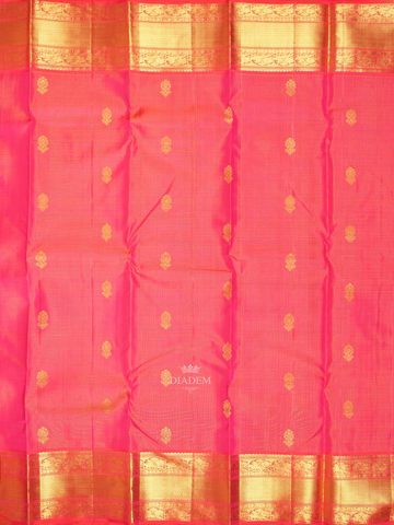 Floral and Checks Kanchipuram Silk Saree