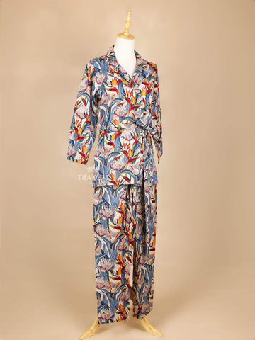 Grey Salwar Suit Adorned with Floral Designs, with Suit Collar and 3/4 Sleeve - Diadem