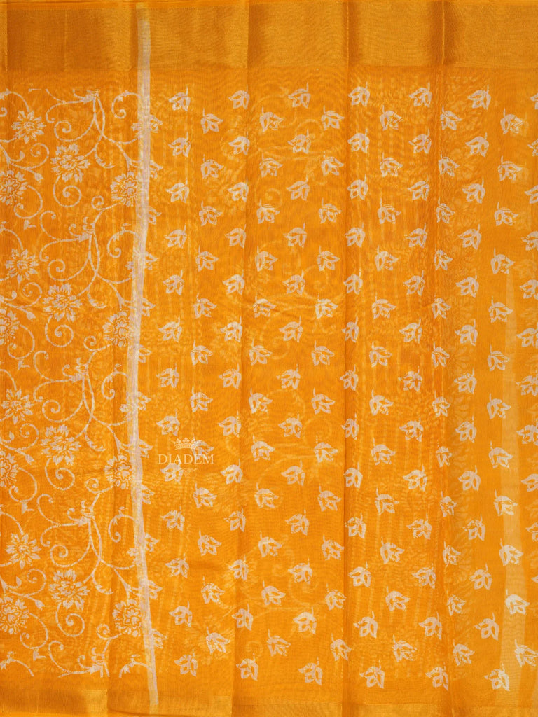 Linen Cotton Saree with Floral Patterns