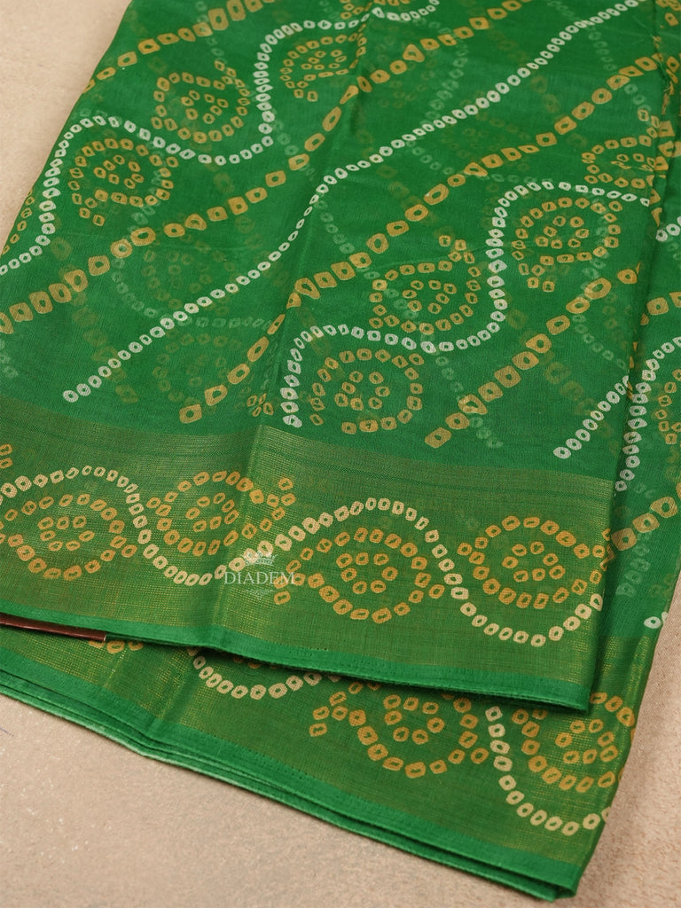 Green Cotton Saree With Paisley Motifs